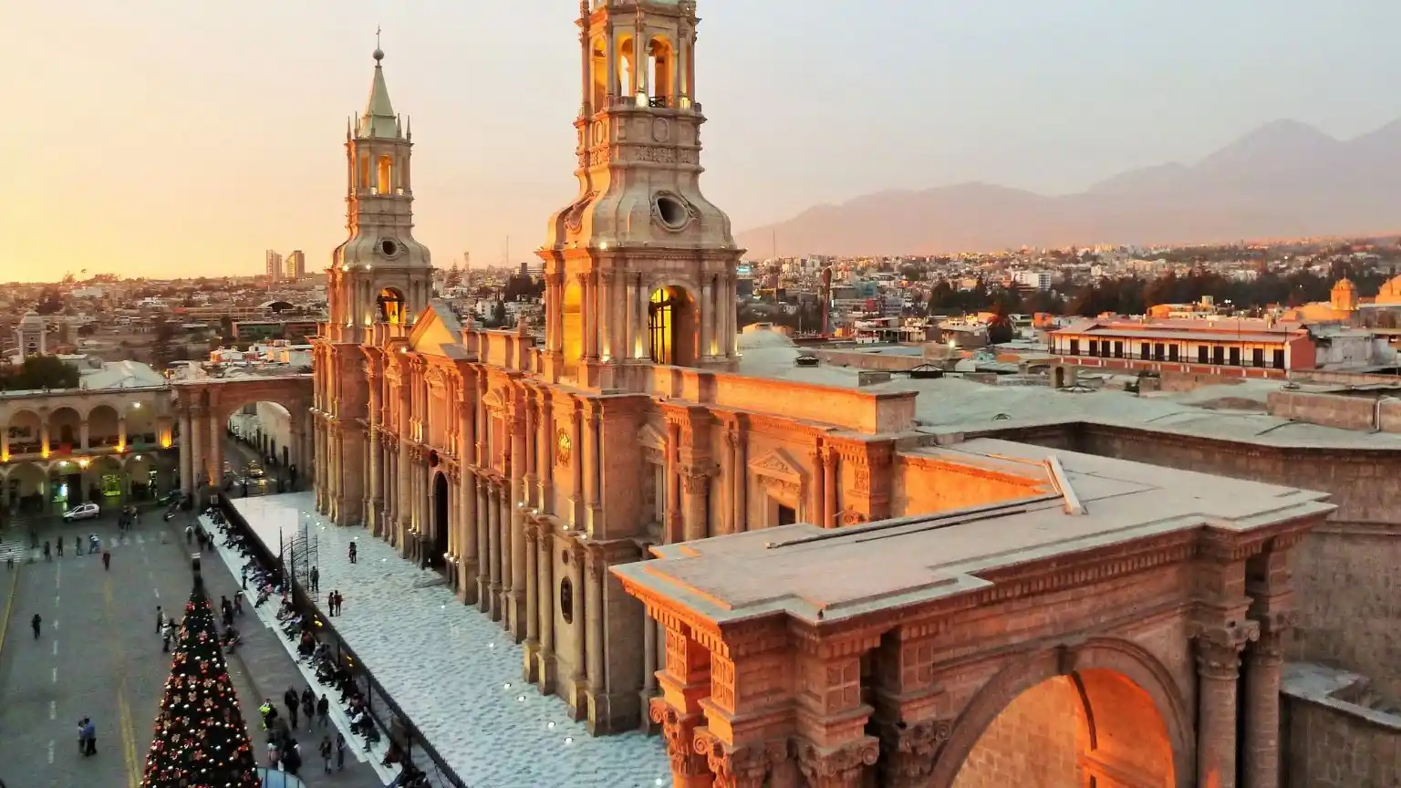 Guia de Viajes a Arequipa 2024 Andino Tours Perú